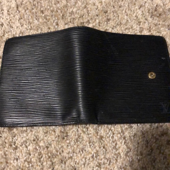 LV Black Wallet - Picture 5 of 5